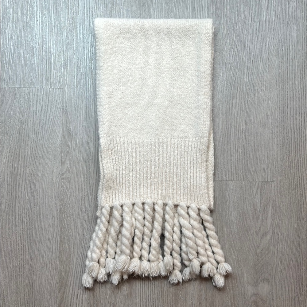 Anthropologie Cream Textured Scarf - Picture 2 of 3